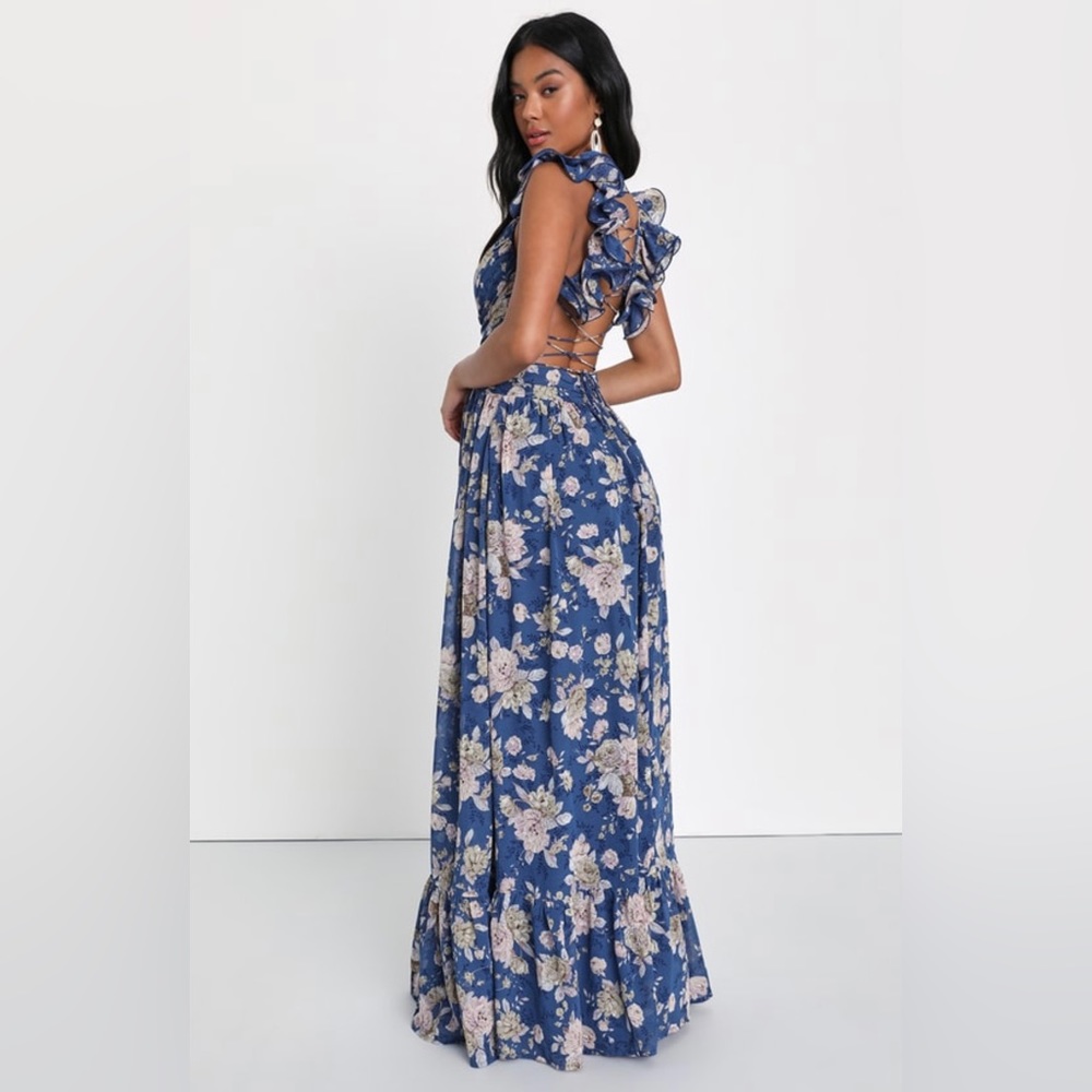 LuLu’s Soirée lace-up formal floral maxi dress